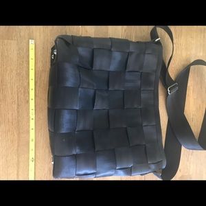 Harvey’s original seat belt bag